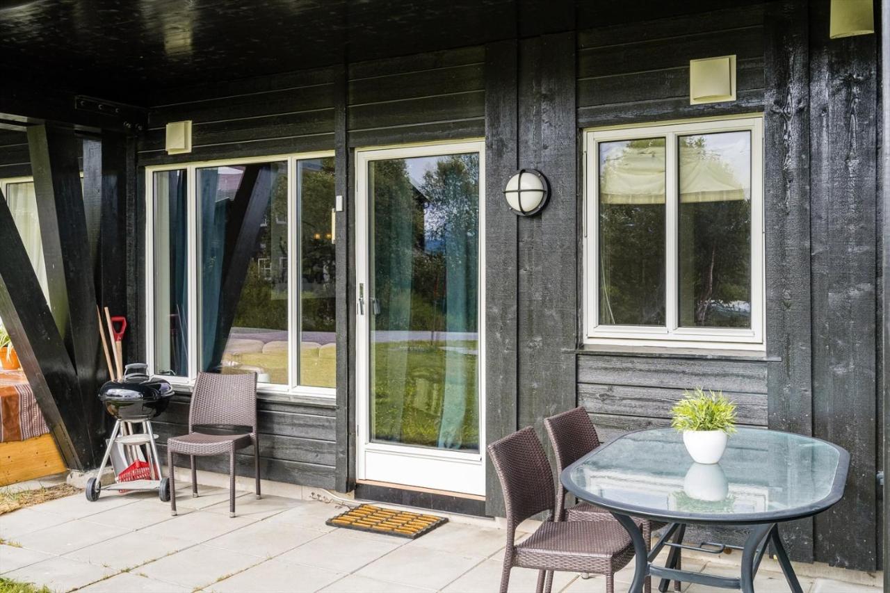 Leilighet Beitostolen Sentrum, Terrasse Og Innendors Parkering Екстер'єр фото