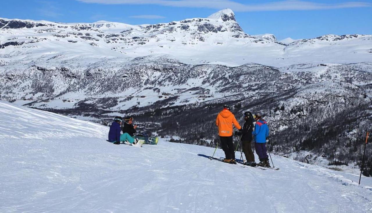 Leilighet Beitostolen Sentrum, Terrasse Og Innendors Parkering Екстер'єр фото